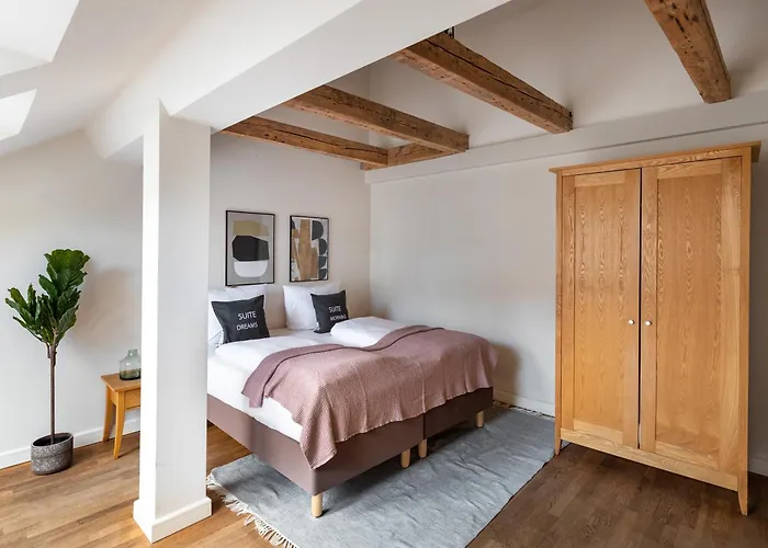 Schoenhouse Street Berlin