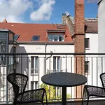 Aparthotel Schoenhouse Street