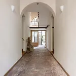 Aparthotel Schoenhouse Street 4*